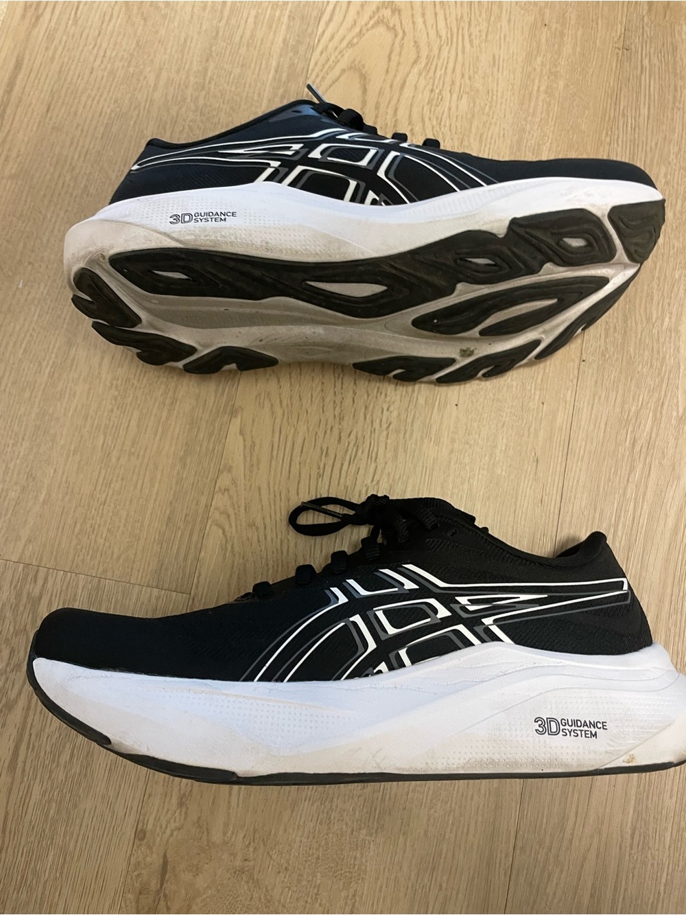 BRAND NEW ASICS Women's GT-2000 14 Running Shoes (Size 8)